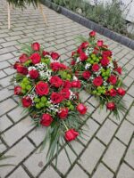Kwiaty pamięci- wiązanka na florecie - obrazek 8